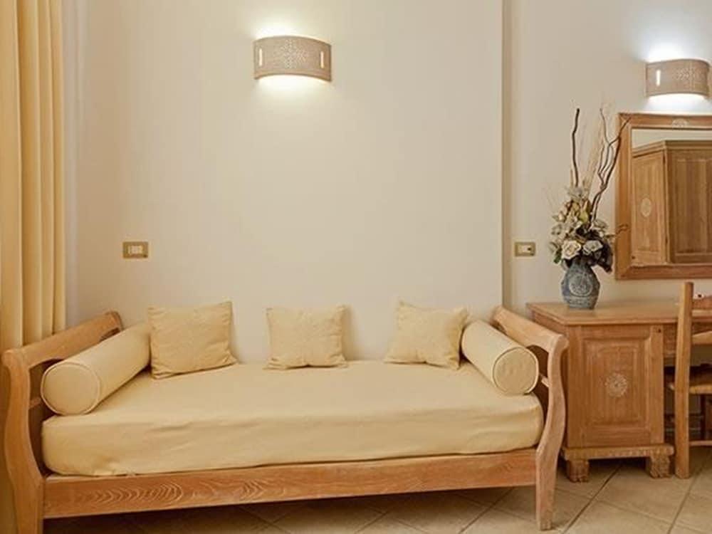 Hotel Libyssonis Porto Torres Exteriér fotografie