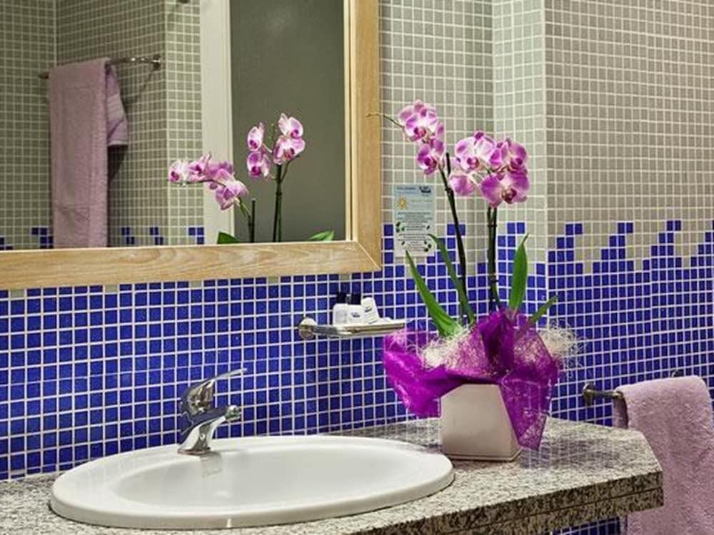 Hotel Libyssonis Porto Torres Exteriér fotografie